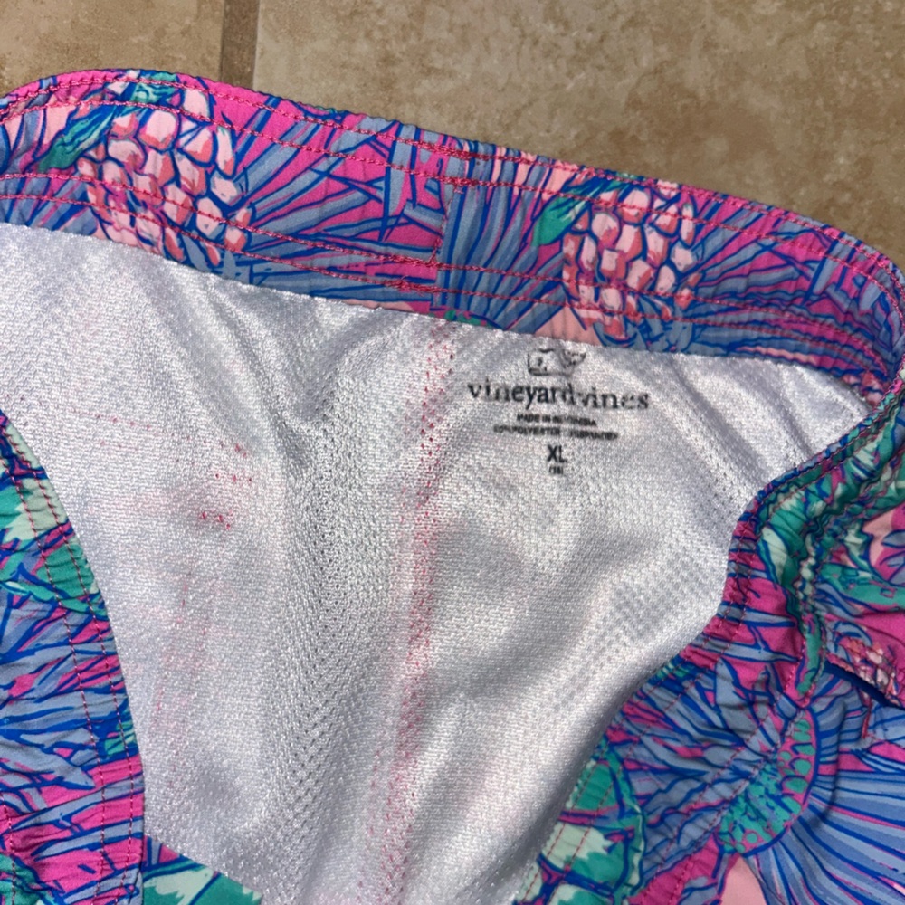 Vineyard vines men’s swim trunks size XL - Picture 4 of 6